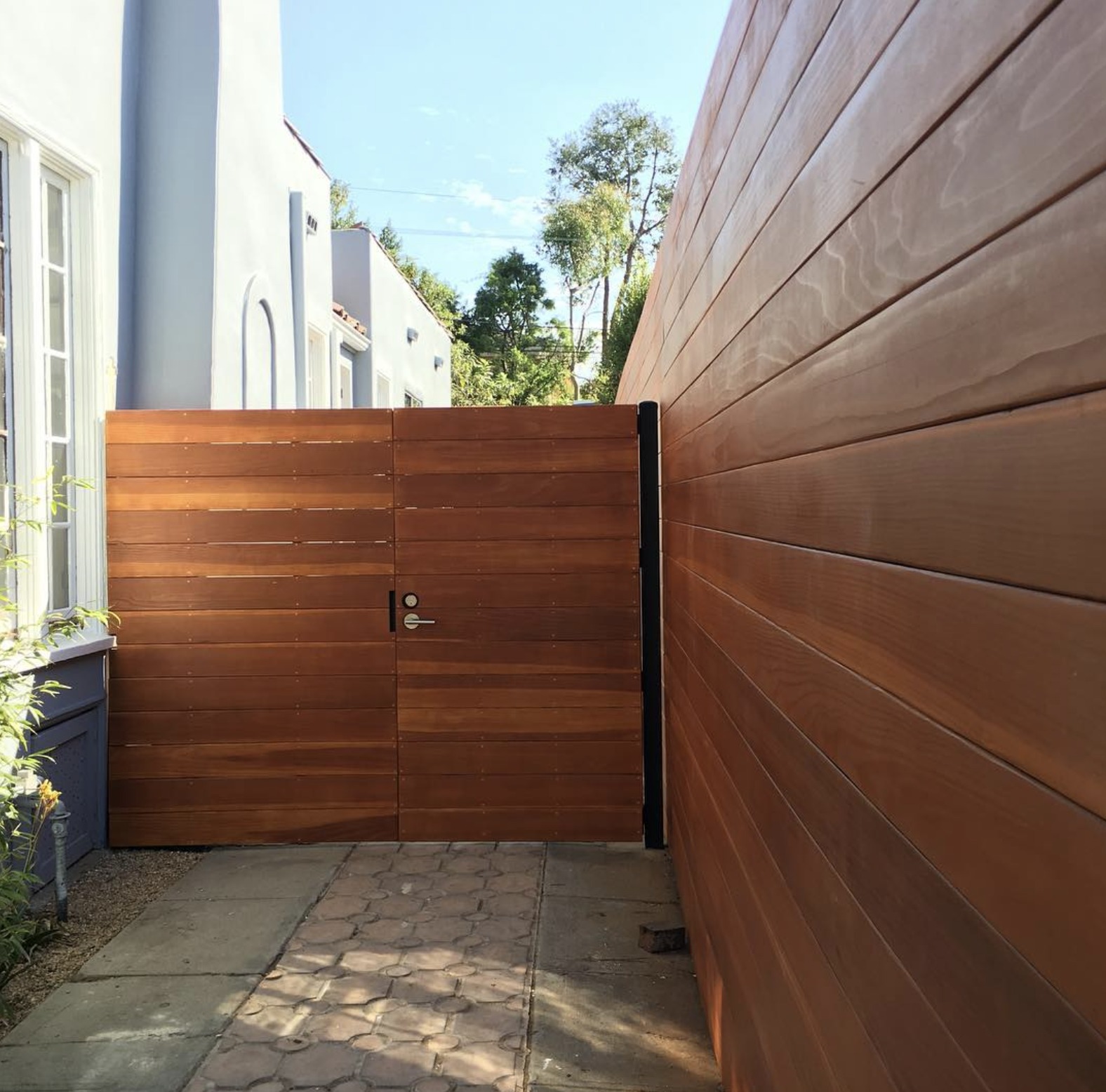 Redwood_Gate_Oceanside